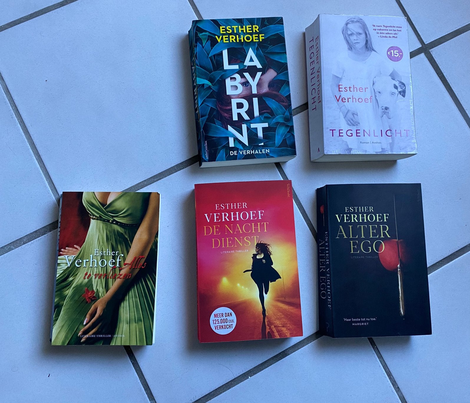 Boeken van Simone  van der Vlugt,Suzanne Vermeer, Ophalen of Verzenden, Zo goed als nieuw