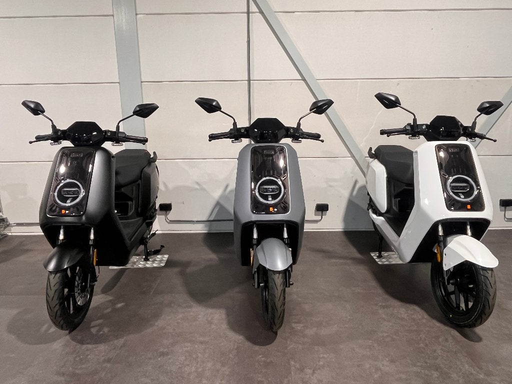 Niu Actie -50% korting op accessoires -gratis thuisbezorgd!, Niu, Maximaal 45 km/u, Elektrisch, Nieuw