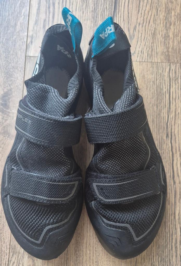Scarpa Reflex V maat 42 klimschoen/boulderen, Ophalen of Verzenden, Zo goed als nieuw, Klimsportschoenen