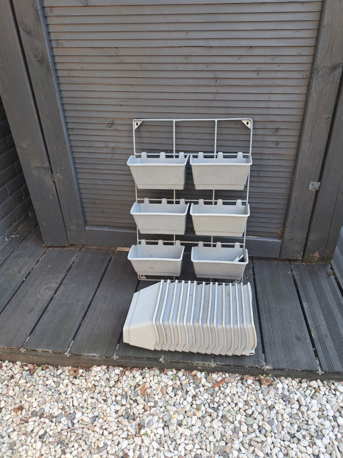 rek met bakjes voor plantjes, Ophalen, Kunststof, Gebruikt, Minder dan 30 cm