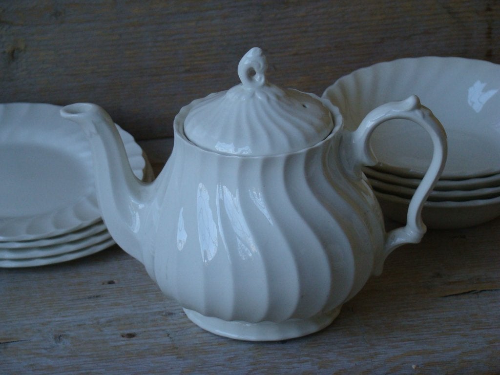 Servies, Engels, Myott Meakin, OLD CHELSEA, Off-White, gaaf, Ophalen of Verzenden