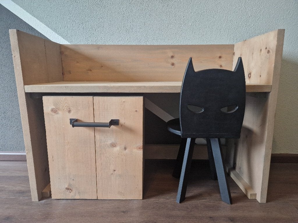 Kinderbureau / speeltafel steigerhout met stoel Batman, Ophalen, Gebruikt, Tafel(s) en Stoel(en)