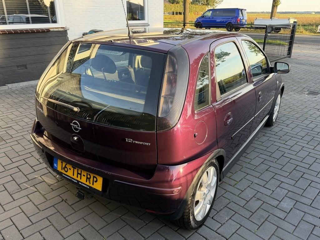 Opel Corsa 1.2-16V Silverline | 2006 | AIRCO | TREKHAAK | PA, Gebruikt, 31 €/maand, 1229 cc, Origineel Nederlands