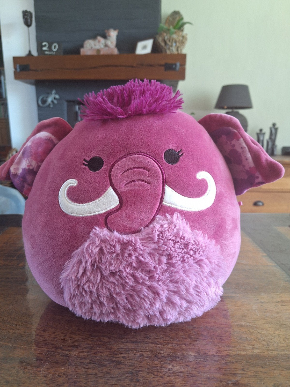 Squishmallow Magdalena de magenta wolharige mammoet 30-36cm, Overige karakters, Overige typen, Ophalen of Verzenden, Middelgroot (20 tot 80 cm)