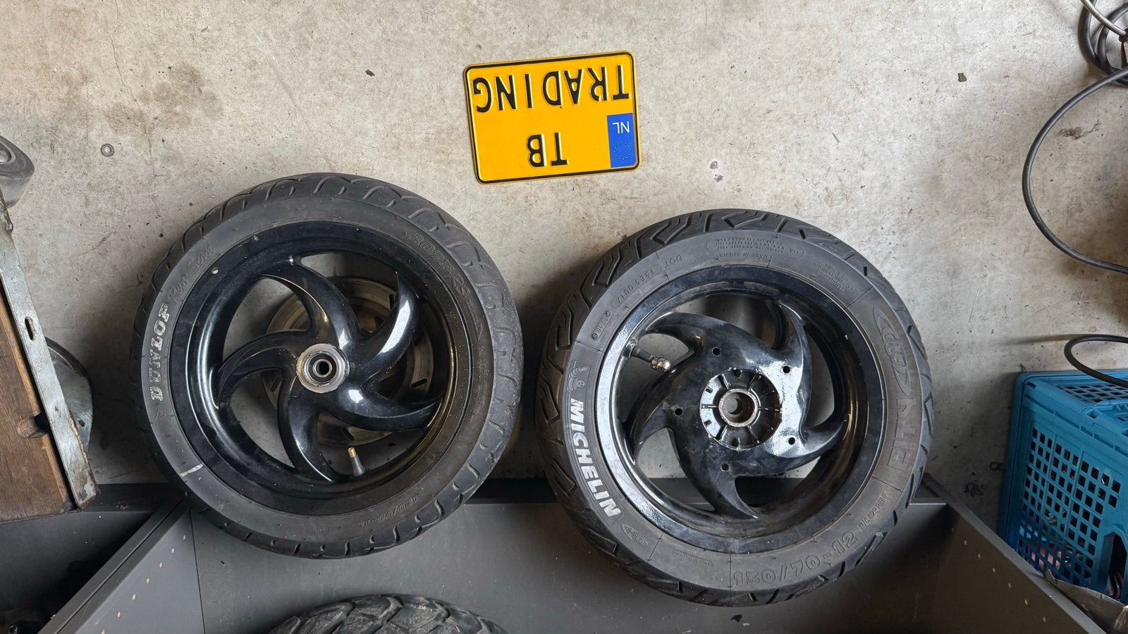 Runner 125 grote trommel velgen set glans zwart 12”, Piaggio, Gebruikt, Overige typen, M