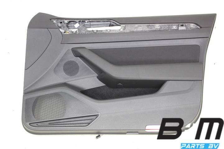 Deurpaneel RV (bijrijderskant) VW Passat B8 Sedan 3G1867012, Gebruikt