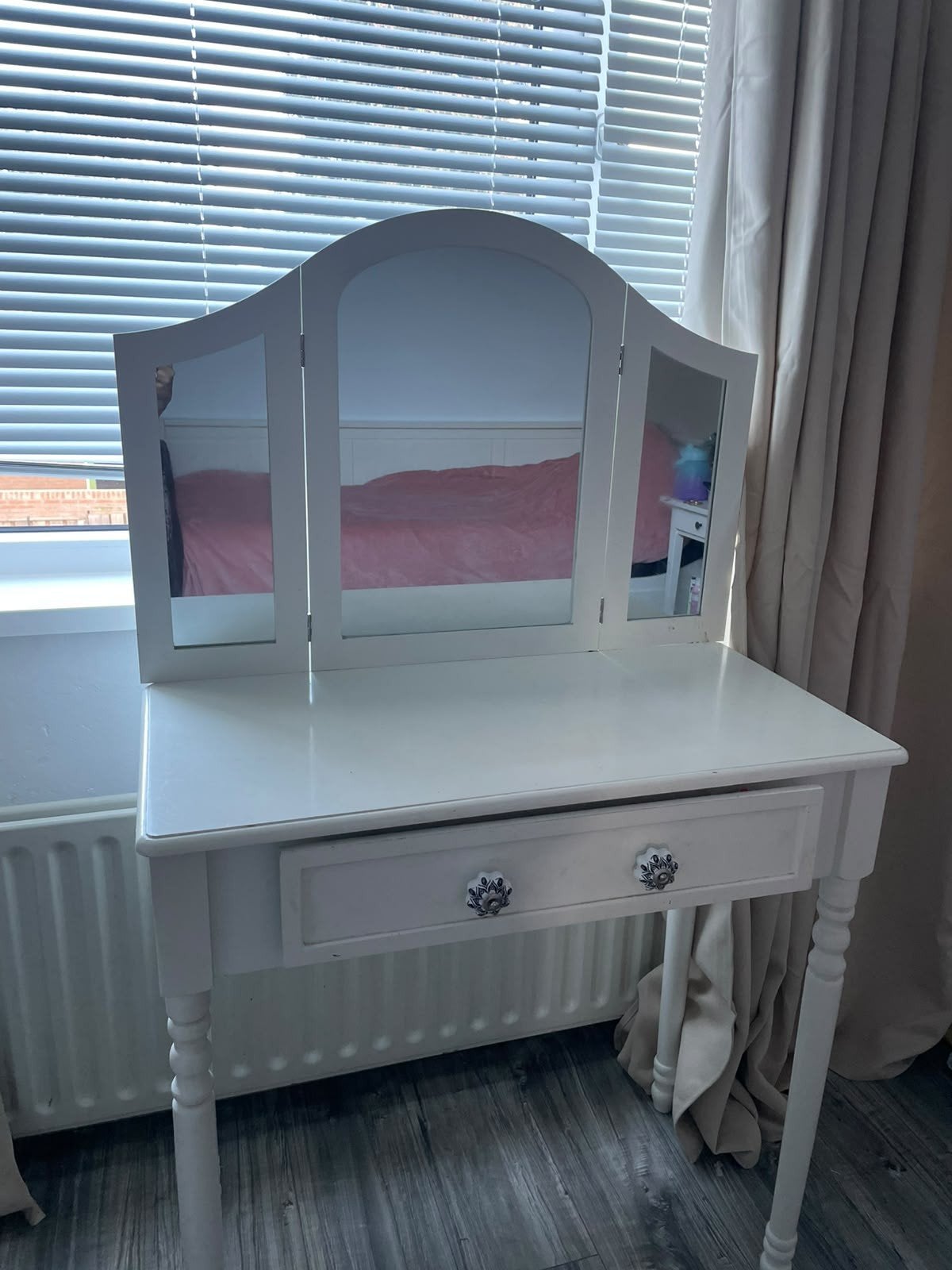 Leuke witte kaptafel met spiegel voor meiden, Ophalen