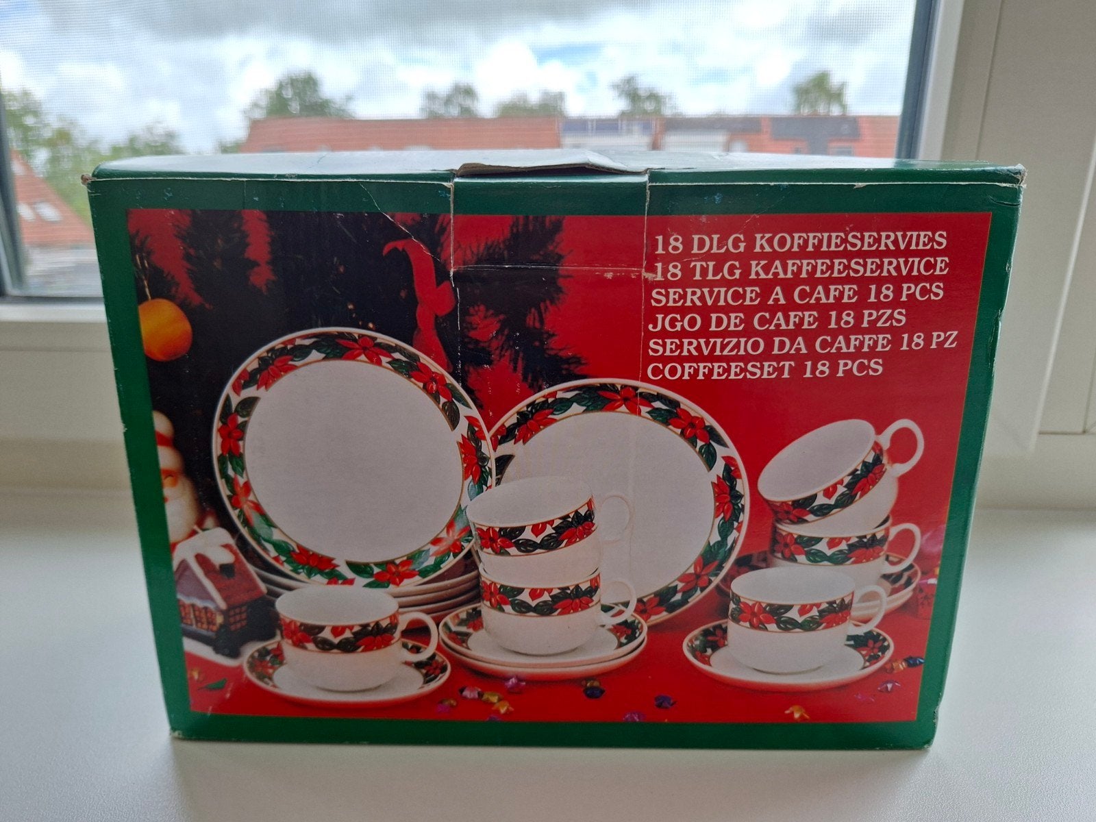 Koffie servies met Kerst motief, Ophalen