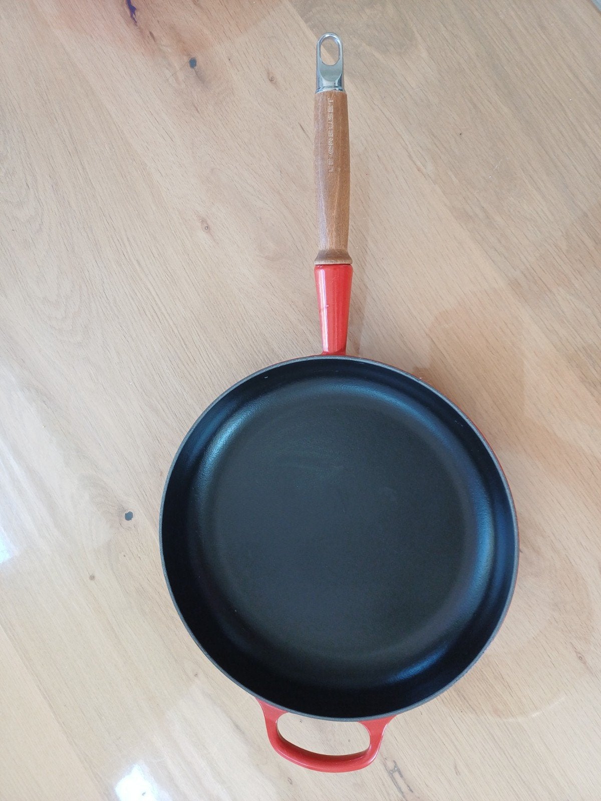 Le Creuset koekenpan (28cm) en wok (33cm) - 1 koop, Ophalen of Verzenden, Gietijzer, Wok