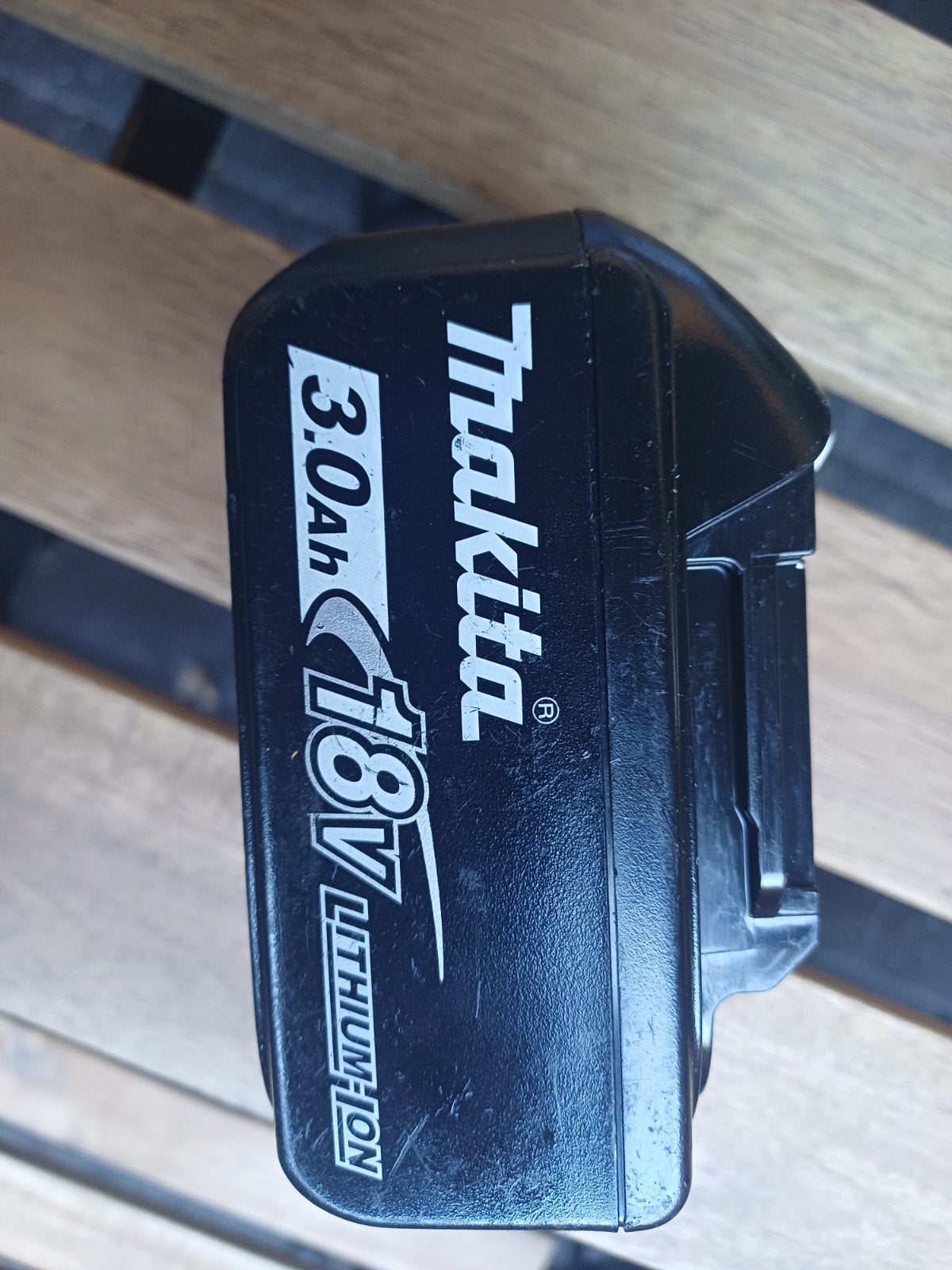 Makita Accu BL1830B 3.0Ah 18V Li-ion, Ophalen of Verzenden, Gebruikt, Overige typen