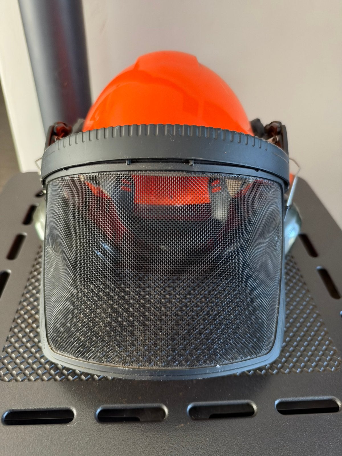 Bosmaaierhelm, Ophalen of Verzenden, Met vizier, Zo goed als nieuw