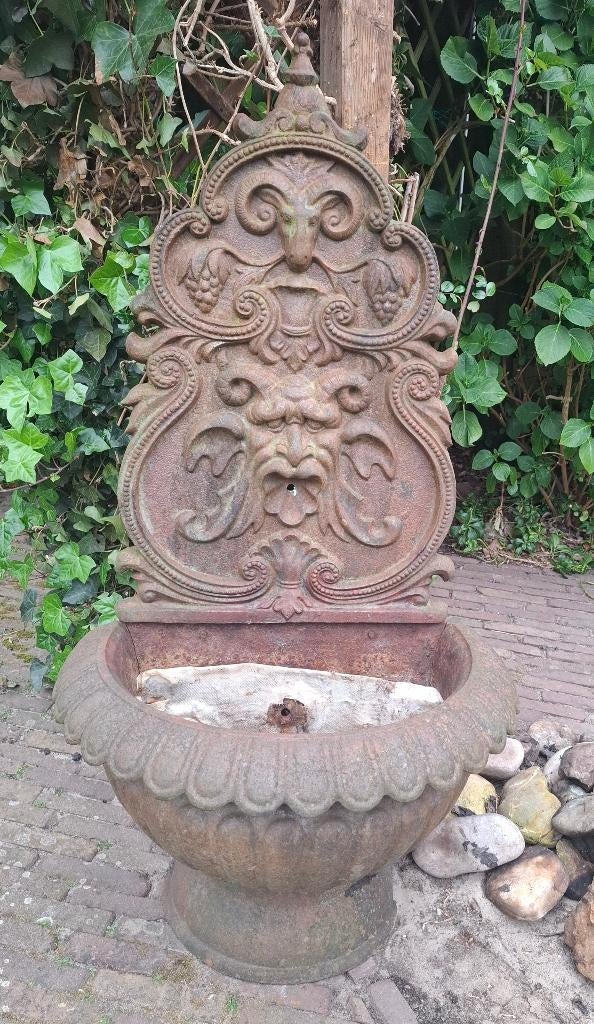 Gietijzeren fontein, Tuin en Terras, Ophalen, Gebruikt, Gietijzer, Fontein