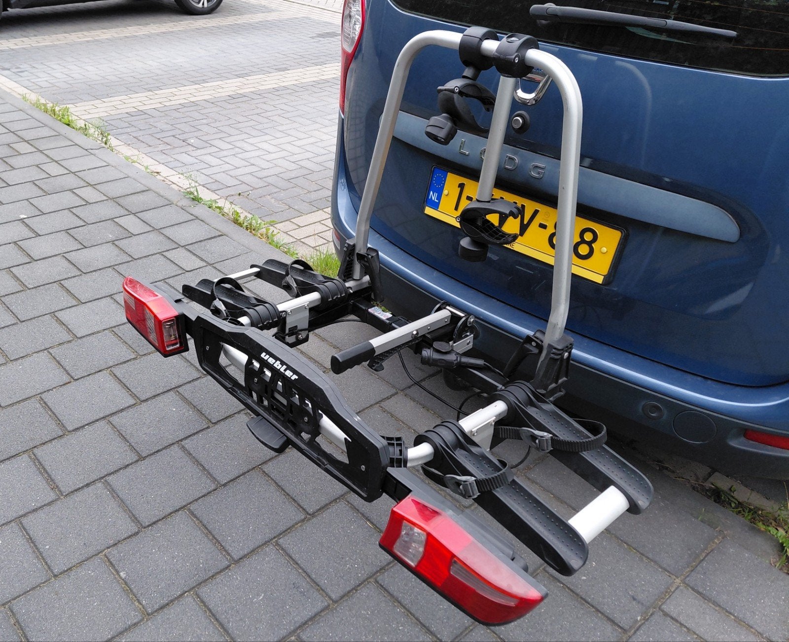 Uebler X21-s fietsendrager kantelbaar, Auto diversen, Ophalen, Gebruikt, 2 fietsen, Trekhaakdrager