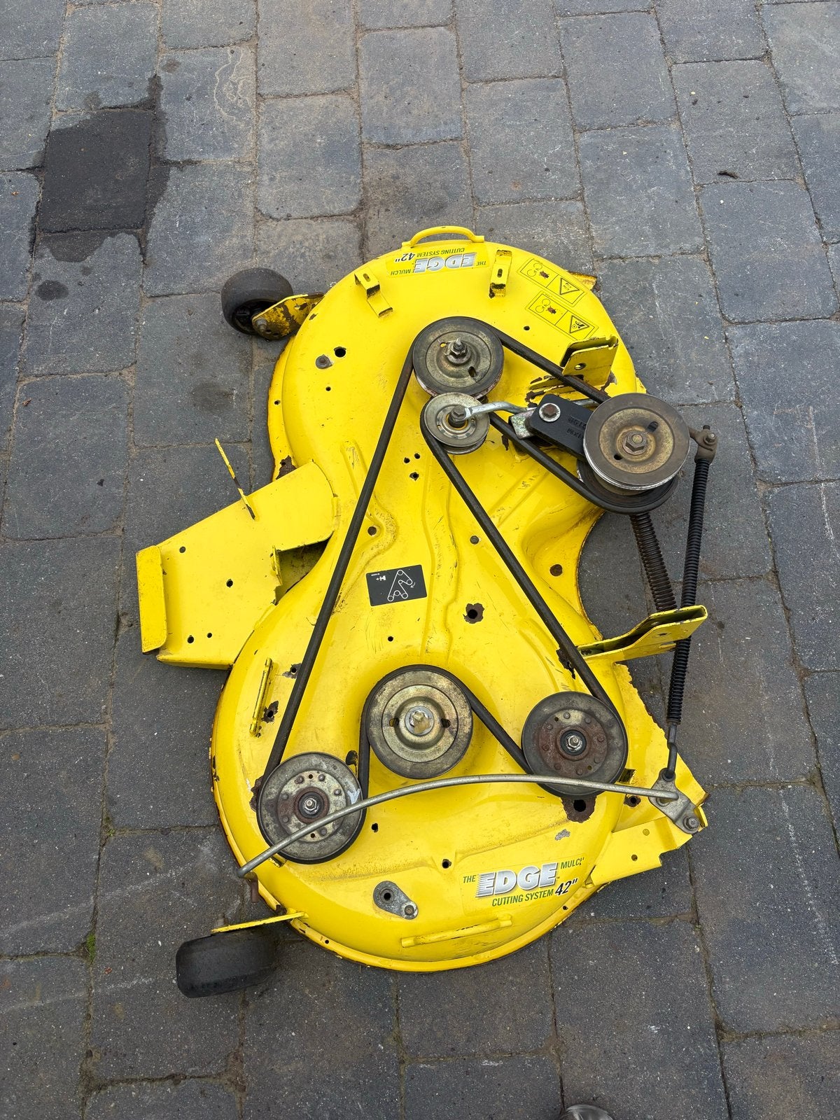 Foto 9 van John Deere X300 Zitmaaier - Perfect voor Grote Gazons
