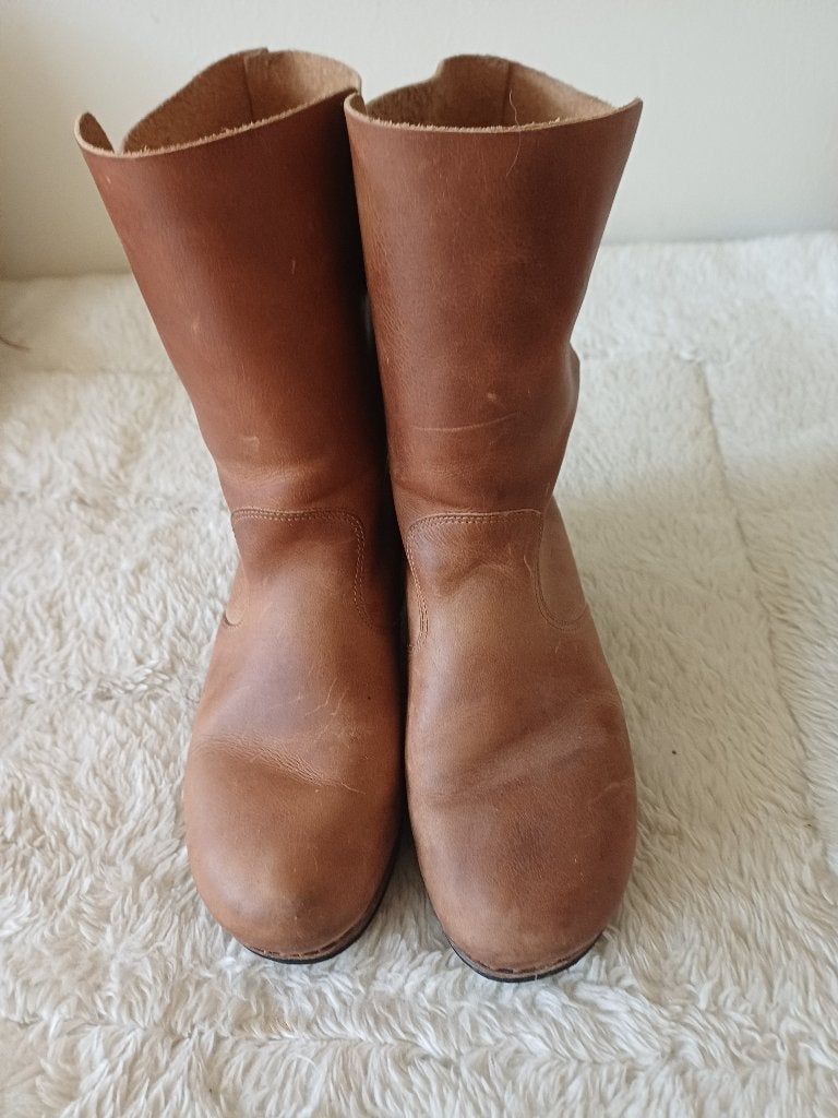 Clumpy's laarsjes, Ophalen, Bruin, Lage of Enkellaarzen, Clumpy's