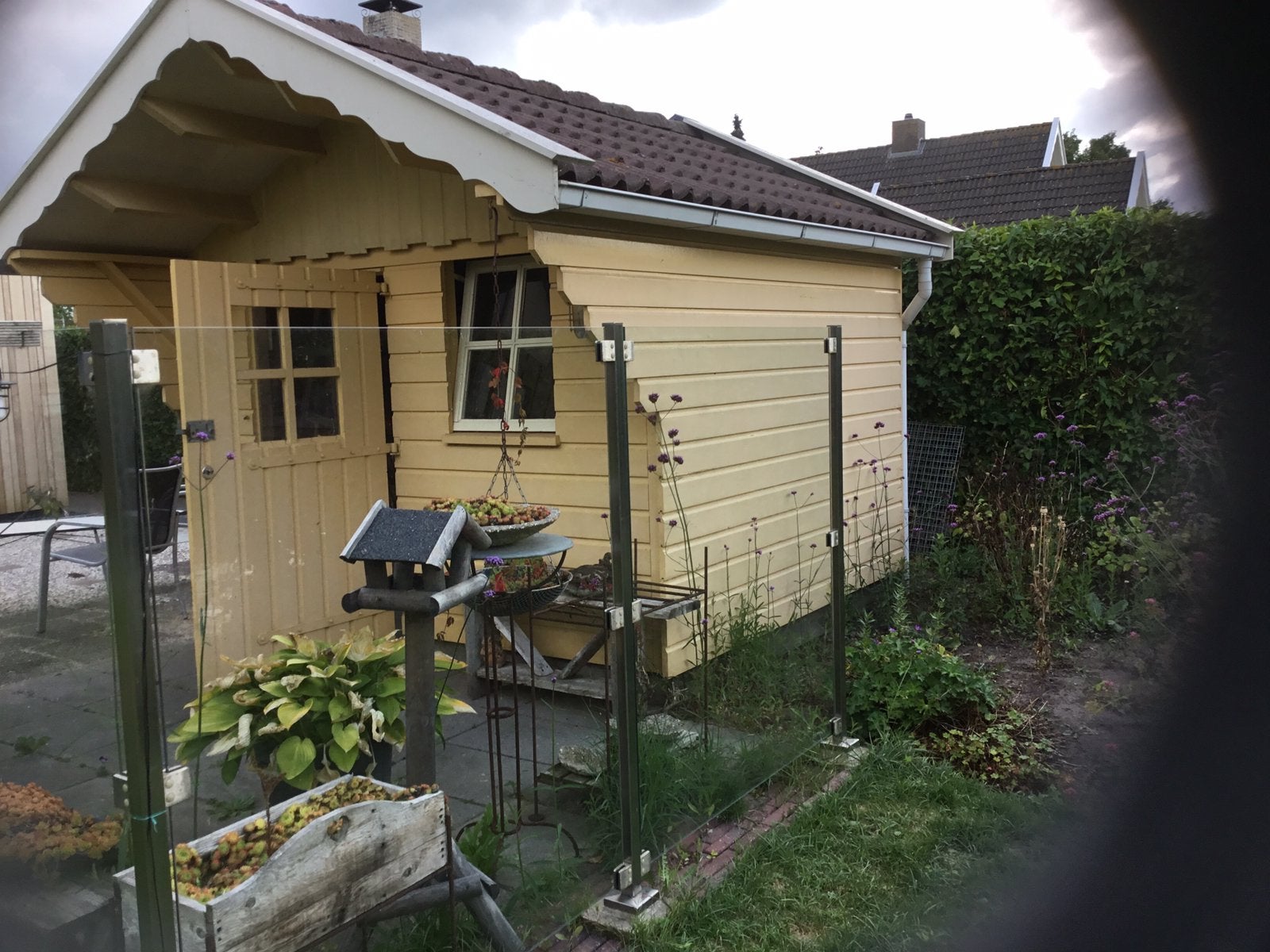 Tuinhuis, Ophalen, Zo goed als nieuw