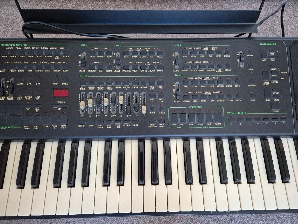 kx 400 keyboard merk ORLA, Aanslaggevoelig, Ophalen, Overige merken, 61 toetsen