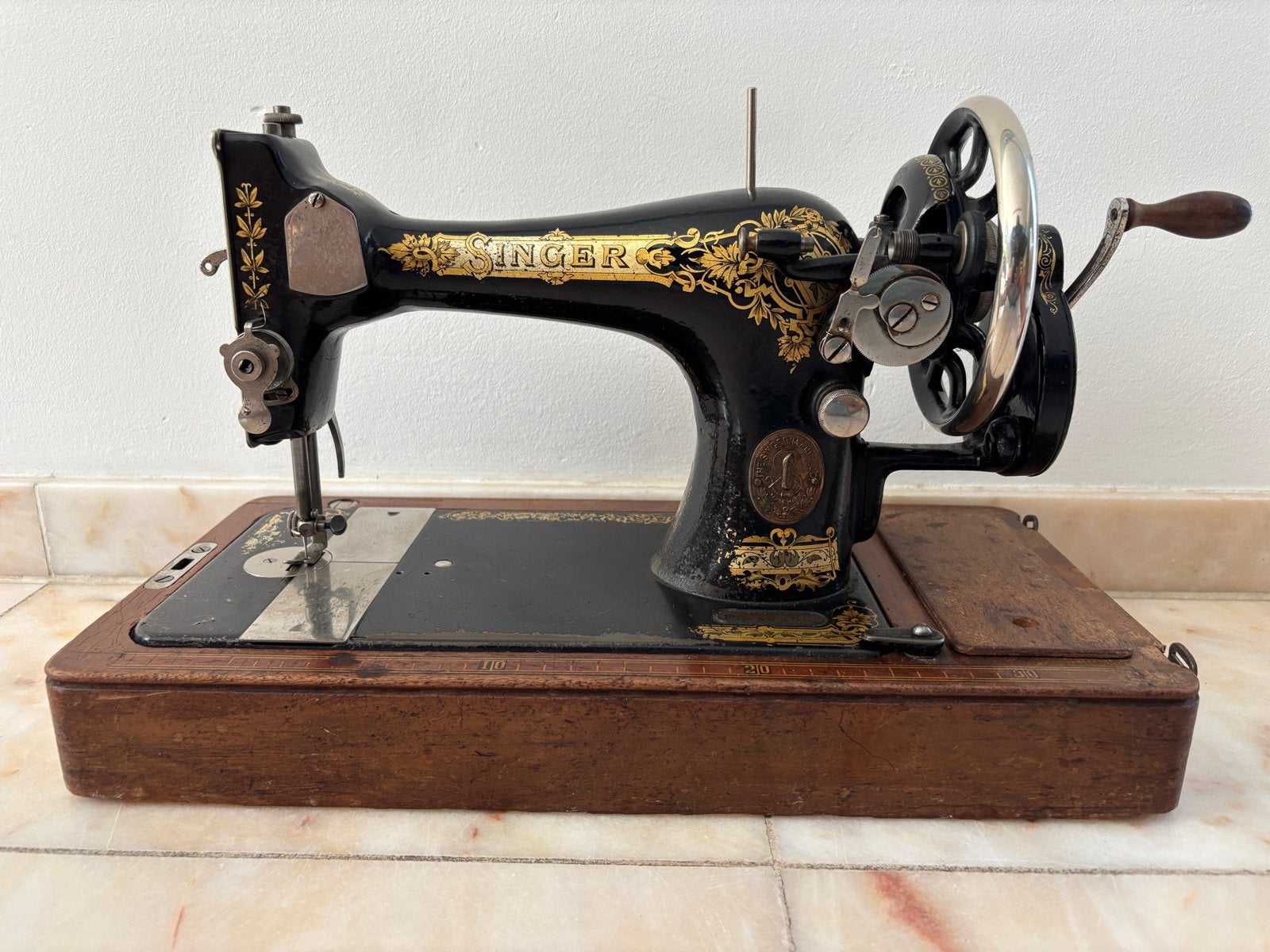 Antieke Singer Naaimachine met Houten Koffer, Ophalen