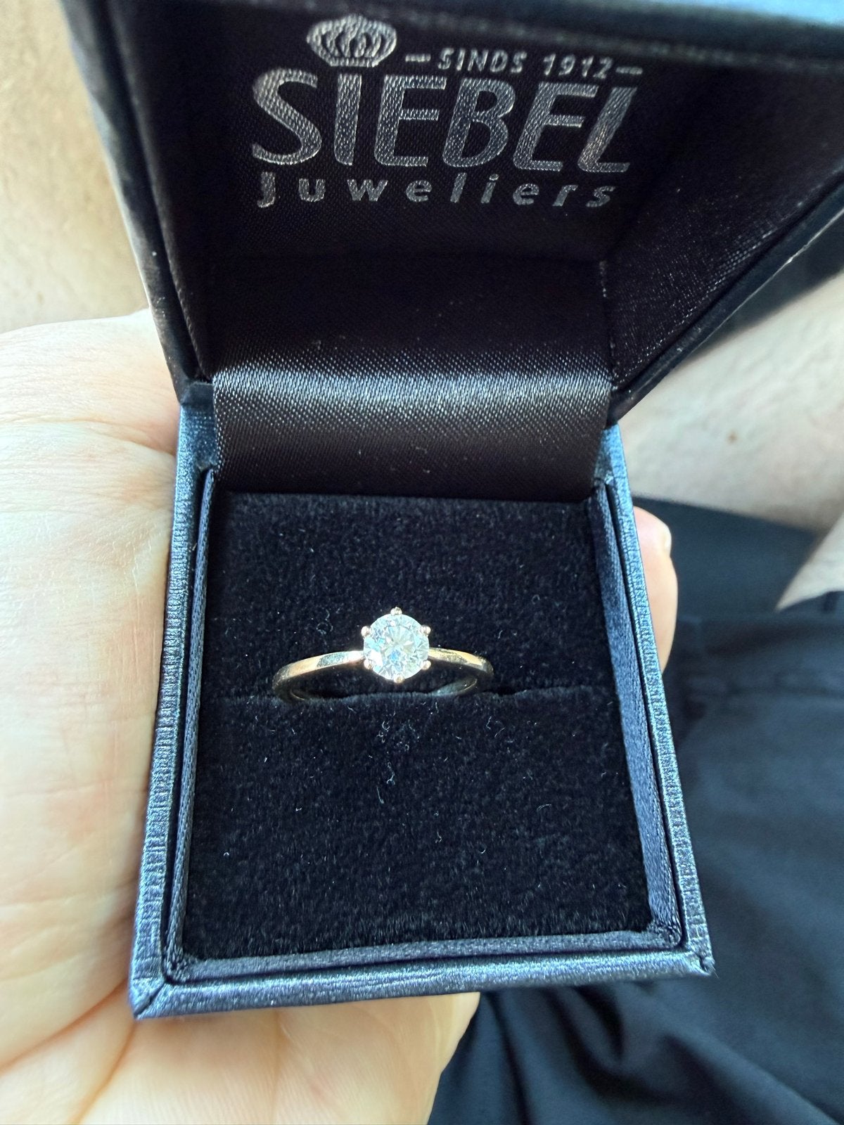 Gouden ring 14kt met lab grown diamant 0.43ct, Ophalen of Verzenden, Zo goed als nieuw, 17 tot 18, Dame of Heer