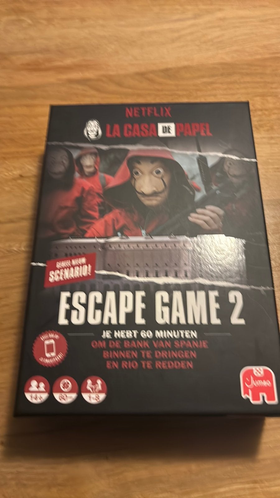 La Casa De Papel escape bordspel, Vijf spelers of meer, Ophalen of Verzenden, Zo goed als nieuw