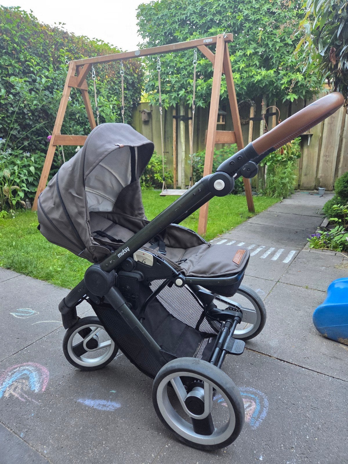 Mutsy Explorer complete kinderwagen, Gebruikt, Met autostoeltje, Mutsy, Ophalen