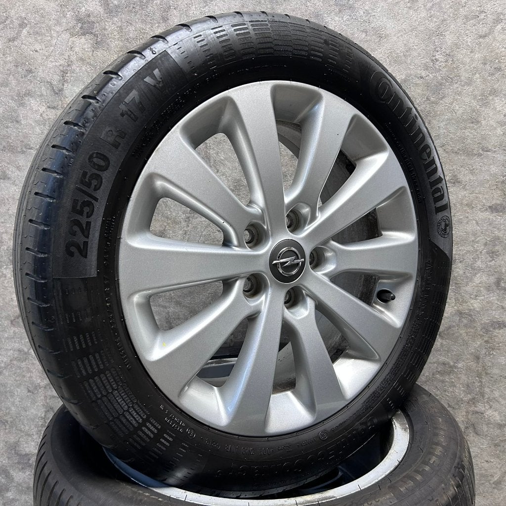 17 inch originele velgen + zomerbanden Opel Astra J Zafira C, Auto-onderdelen, Gebruikt, Banden en Velgen, 17 inch, Ophalen of Verzenden
