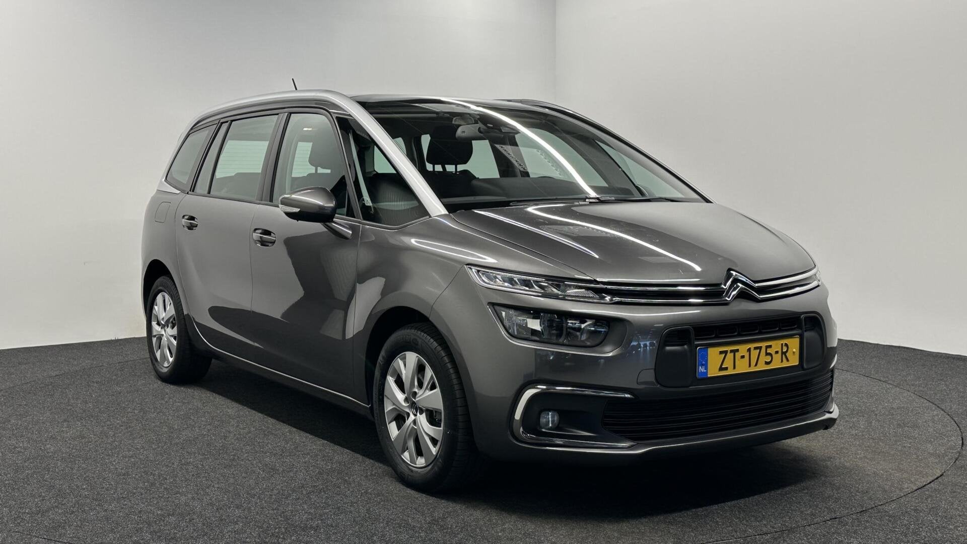 Citroen Grand C4 SpaceTourer 1.2 PureTech Business CARPLAY N, Voorwielaandrijving, Stof, Gebruikt, 1199 cc
