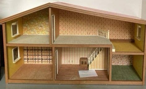 Poppenhuis met toebehoren, Kinderen en Baby's, Speelgoed | Poppenhuizen, Ophalen of Verzenden, Zo goed als nieuw, Poppenhuis