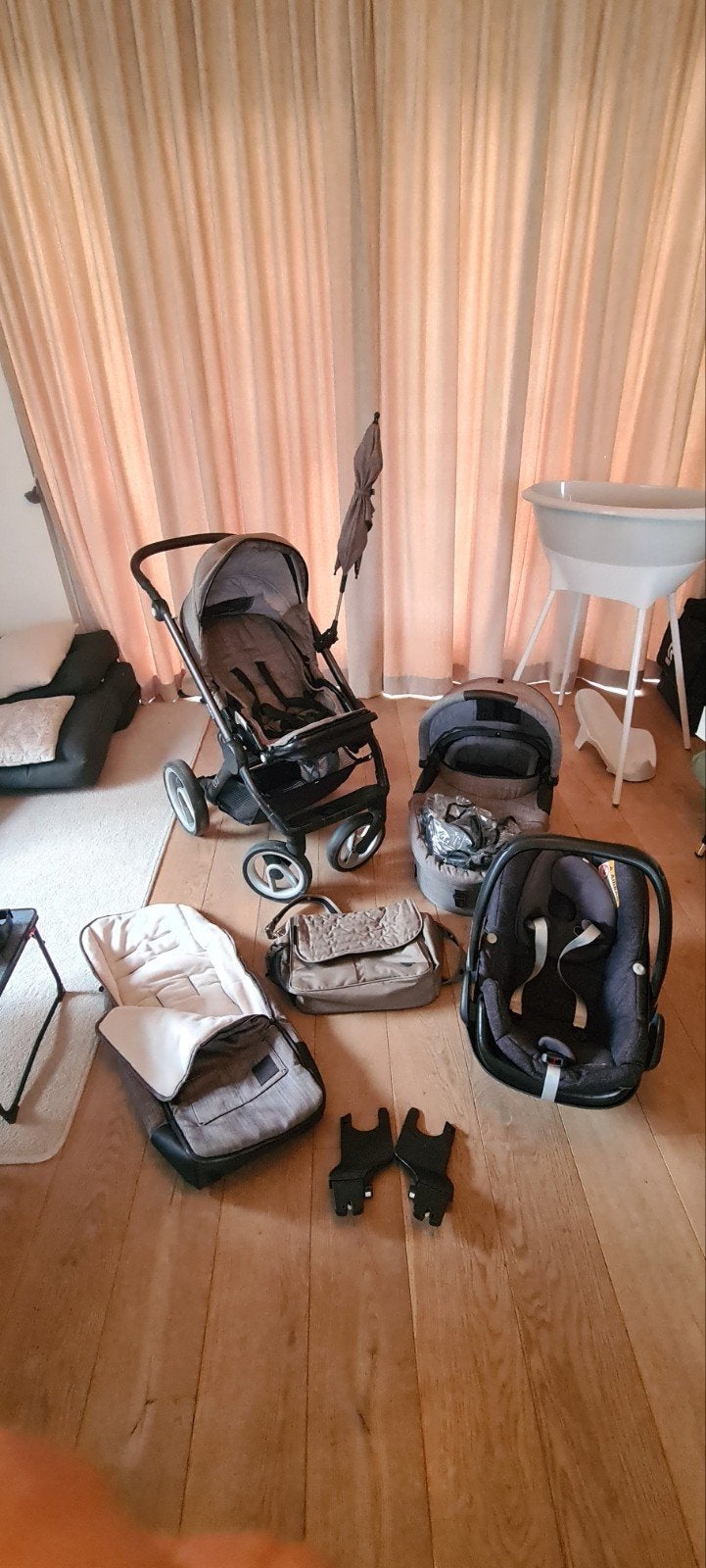 Complete Mutsy evo combiwagen met autostoel en accessoires, Ophalen, Zo goed als nieuw, Combiwagen, Mutsy