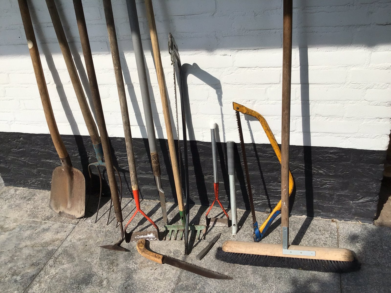 13x tuingereedschap riek schep schoffel zaag hark onkruidste, Tuin en Terras, Ophalen, Gebruikt