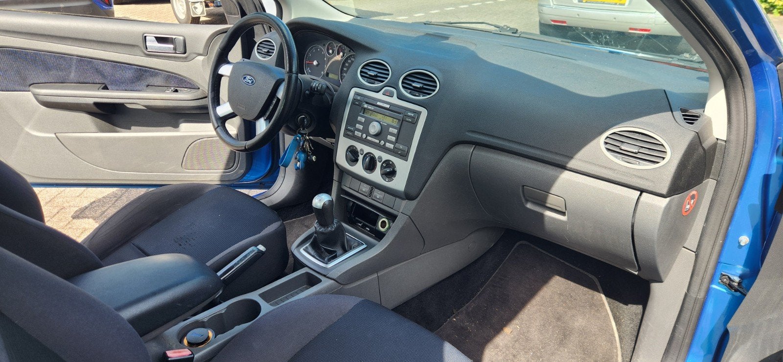 Ford Focus 1.6 74KW 3D 2005 Blauw, Auto's, 1596 cc, 15 km/l, 4 cilinders, Blauw