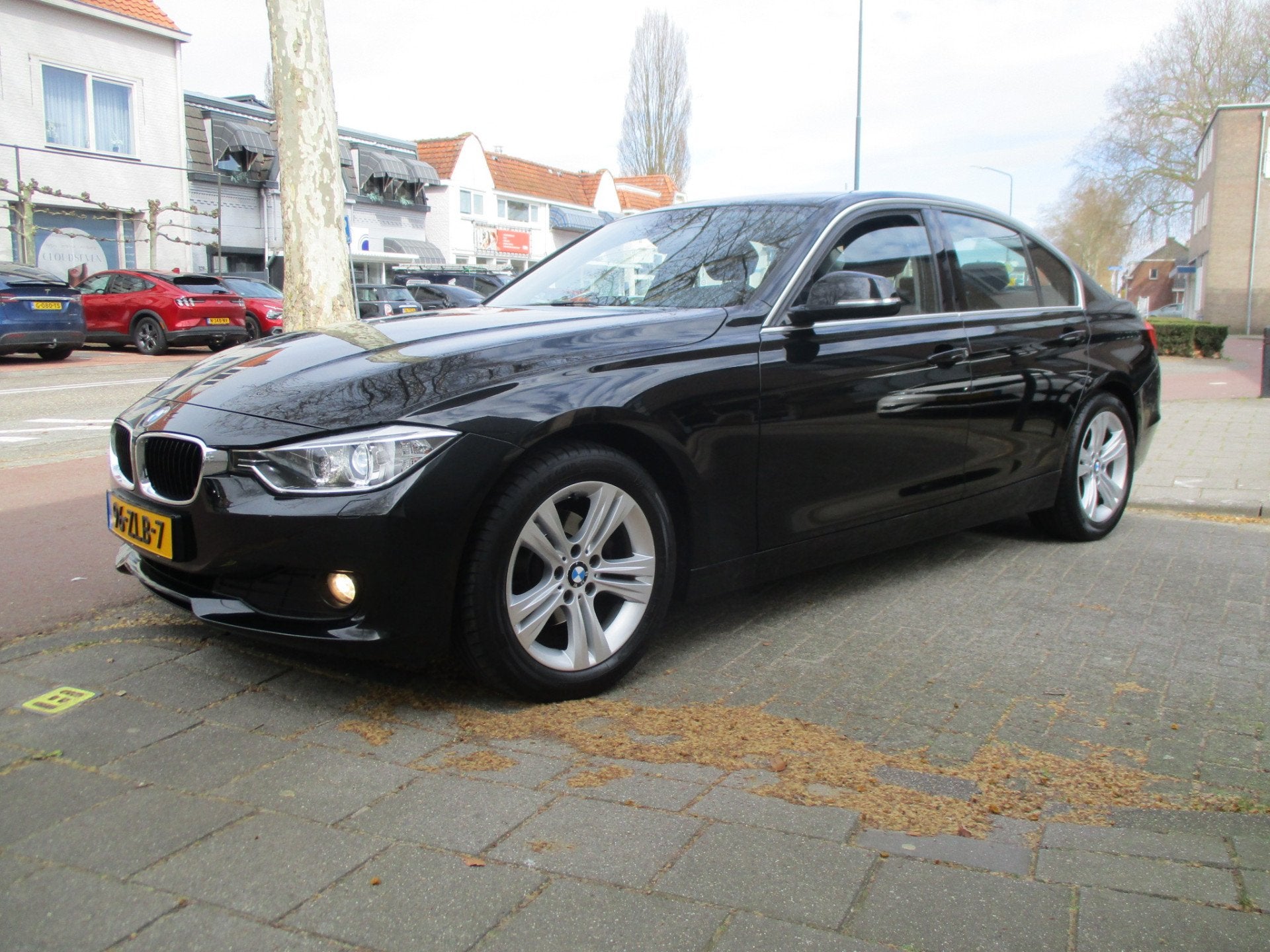 BMW 3-serie 320i EfficientDynamics Edition Upgrade Edition /, Auto's, BMW, Achterwielaandrijving, Gebruikt, 4 cilinders, Zwart