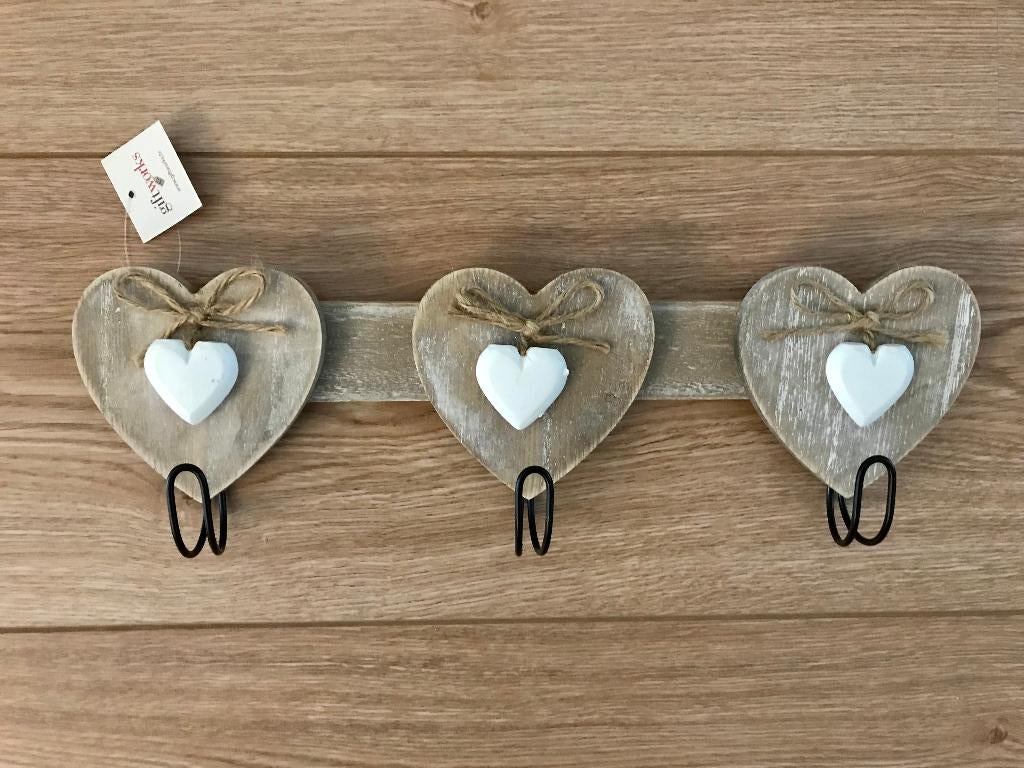 Wooden Heart Hanger, Nieuw, Ophalen of Verzenden, Bruin, Vintage