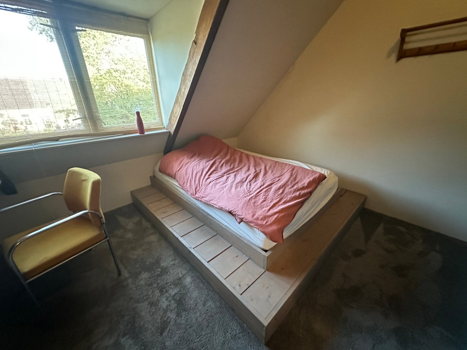 Houten plateau bed, 140x200, Gebruikt, Tweepersoons, Hout, 140 cm