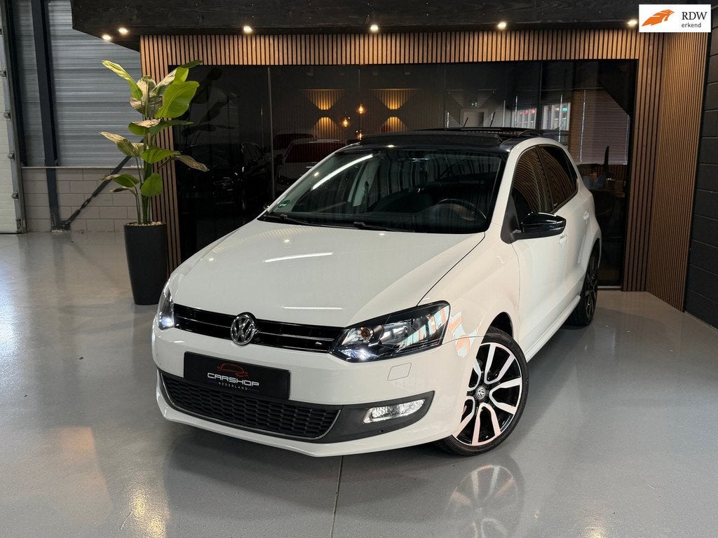 Volkswagen Polo 1.4-16V STYLE EDITION! PANO/STOELVRM/CARPLAY, Voorwielaandrijving, 970 kg, 86 pk, Gebruikt