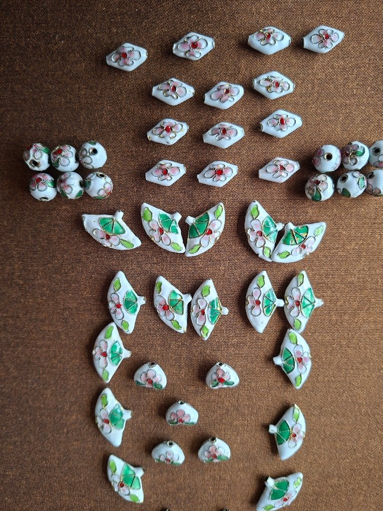Cloisonne kralen, Ophalen of Verzenden, Zo goed als nieuw, Kraal