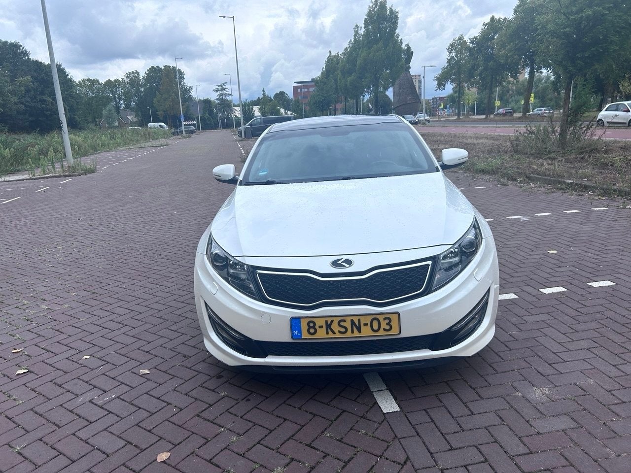 Kia Optima 2.0 CWT Hybrid 110KW 2013 Wit CarPlay, Auto's, 4 cilinders, Optima, Wit, Origineel Nederlands