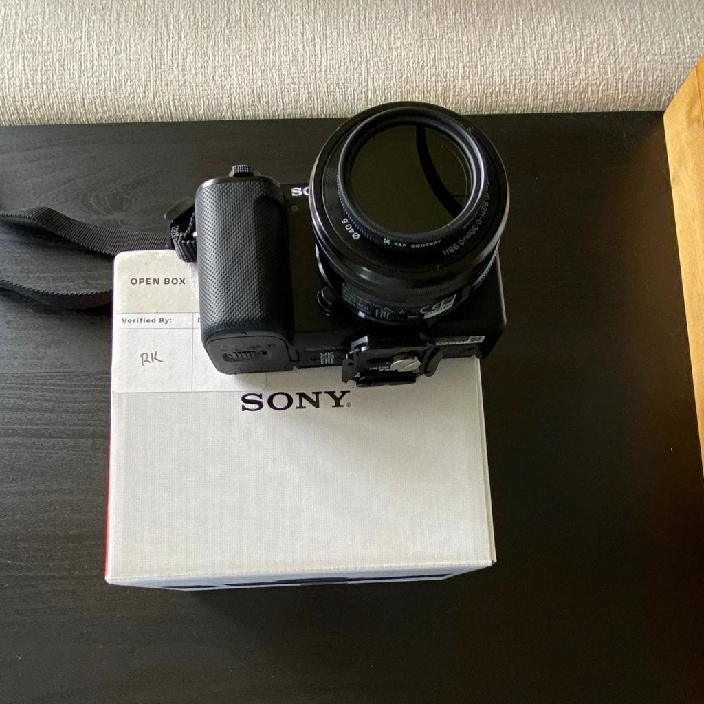 Sony Alpha ZV-E10 Mirrorless 24.2MP 4K