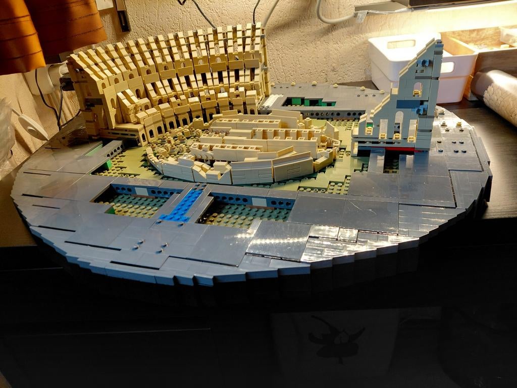 Prachtig colosseum, Ophalen, Zo goed als nieuw, Groter dan 1:32