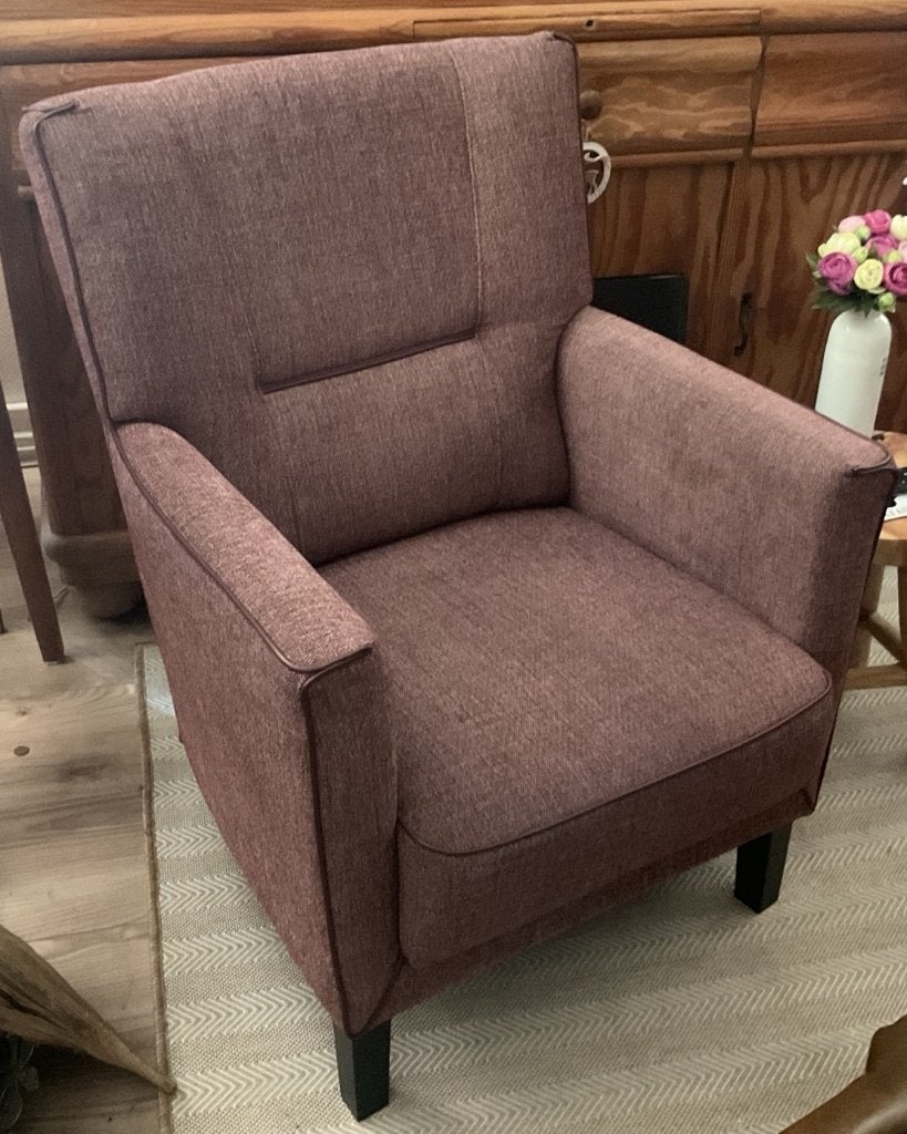 Gloednieuwe fauteuil voor een leuke prijs ! Bieden mag!, Huis en Inrichting, Fauteuils, Ophalen, Authentiek, stijlvol, chic, Minder dan 75 cm