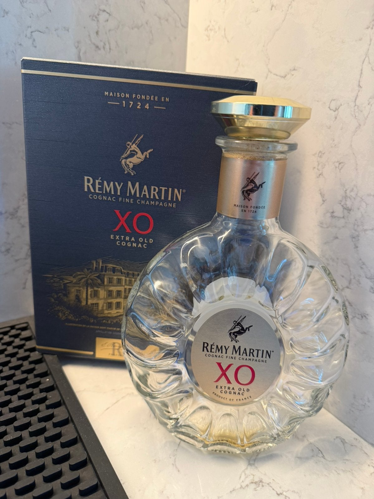 Remy Martin XO cognac lege fles en doos, Ophalen of Verzenden, Zo goed als nieuw, Verpakking