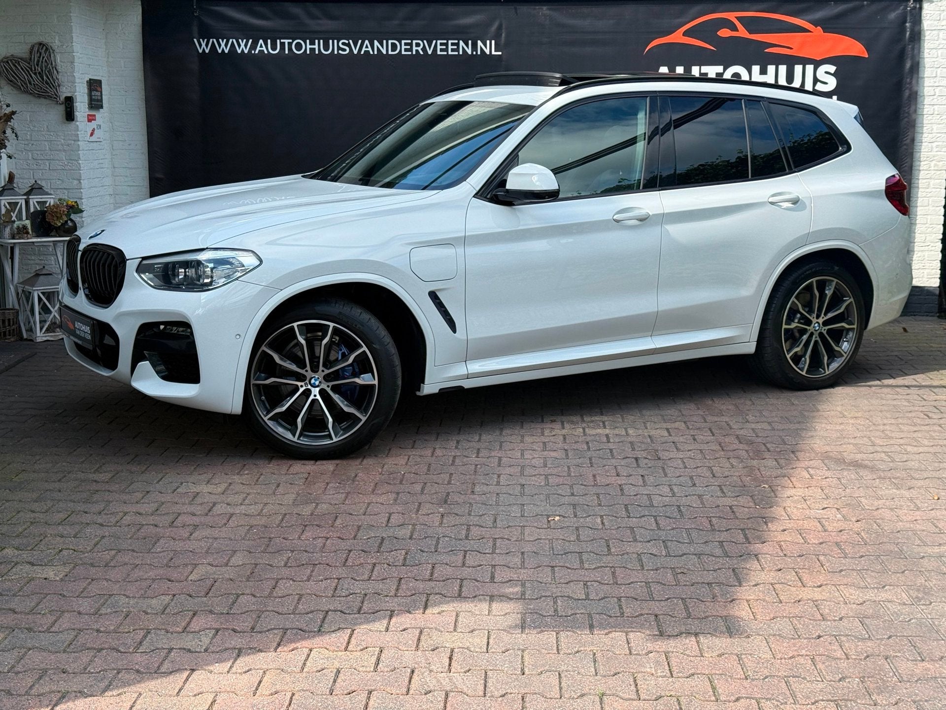 BMW X3 XDrive30e High M Sport, ACC/Leer/Virtual/Camera/Etc!, Auto's, Gebruikt, 4 cilinders, Bedrijf, 184 pk