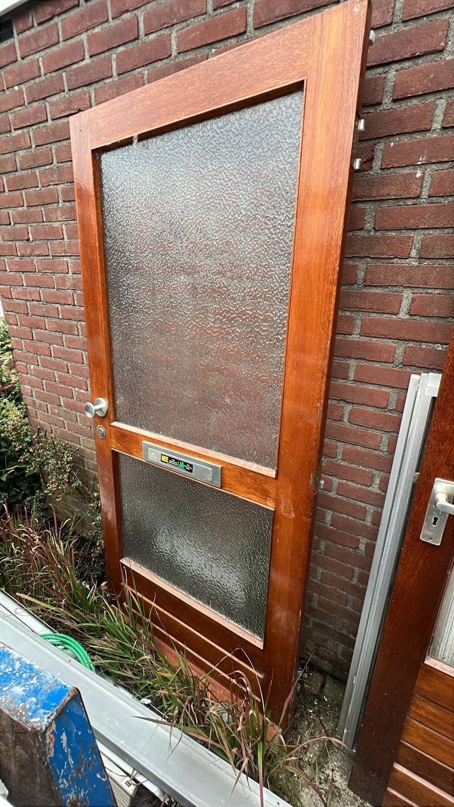 Merbauw buitendeur met glas en brievenbus, Gebruikt, 80 tot 100 cm, Ophalen of Verzenden, Buitendeur