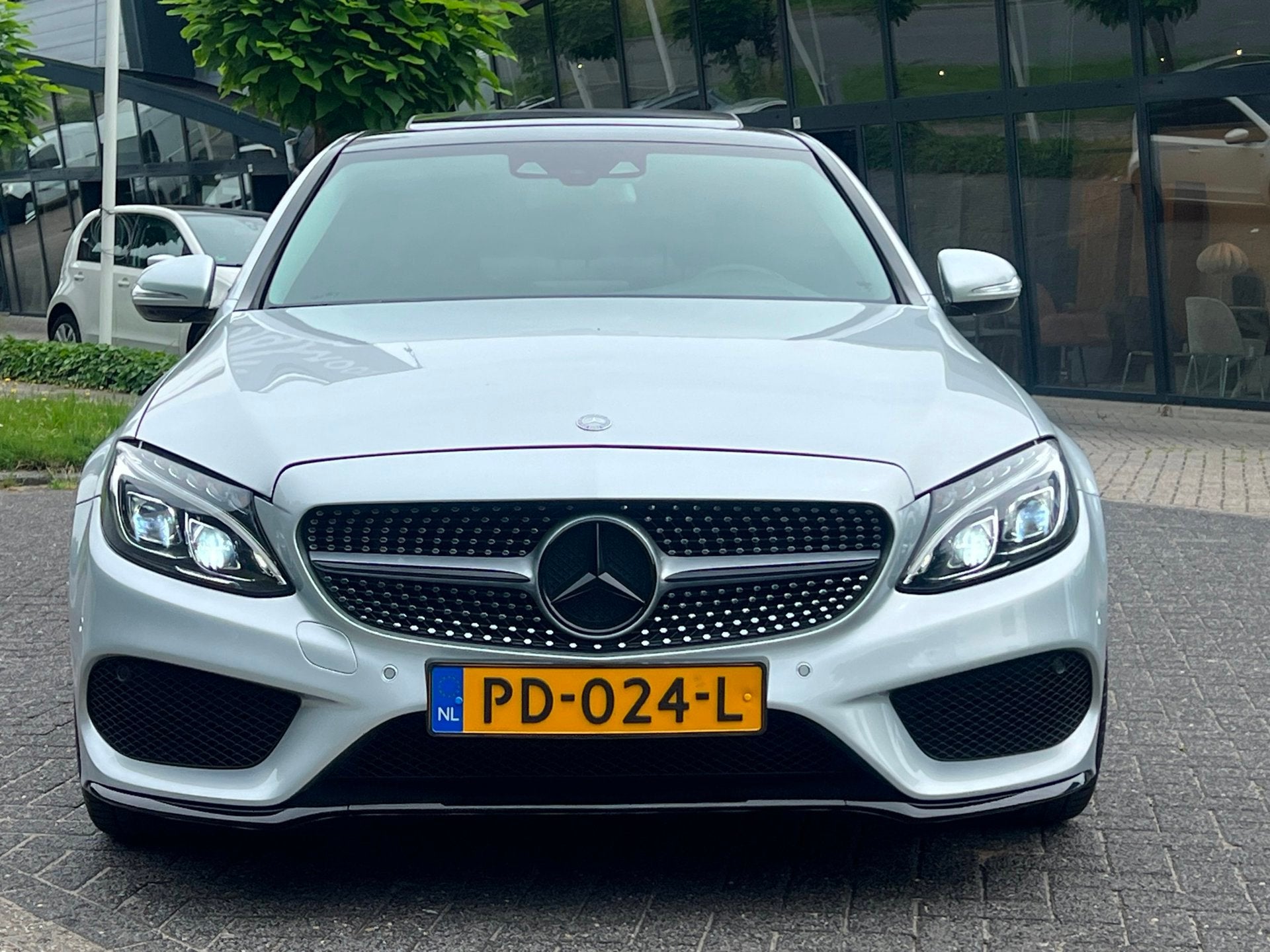 Mercedes-Benz C-klasse AMG 220 CDI PANO LED LEDER NAVI AUTOM, Auto's, Automaat, Achterwielaandrijving, 4 cilinders, 23 km/l