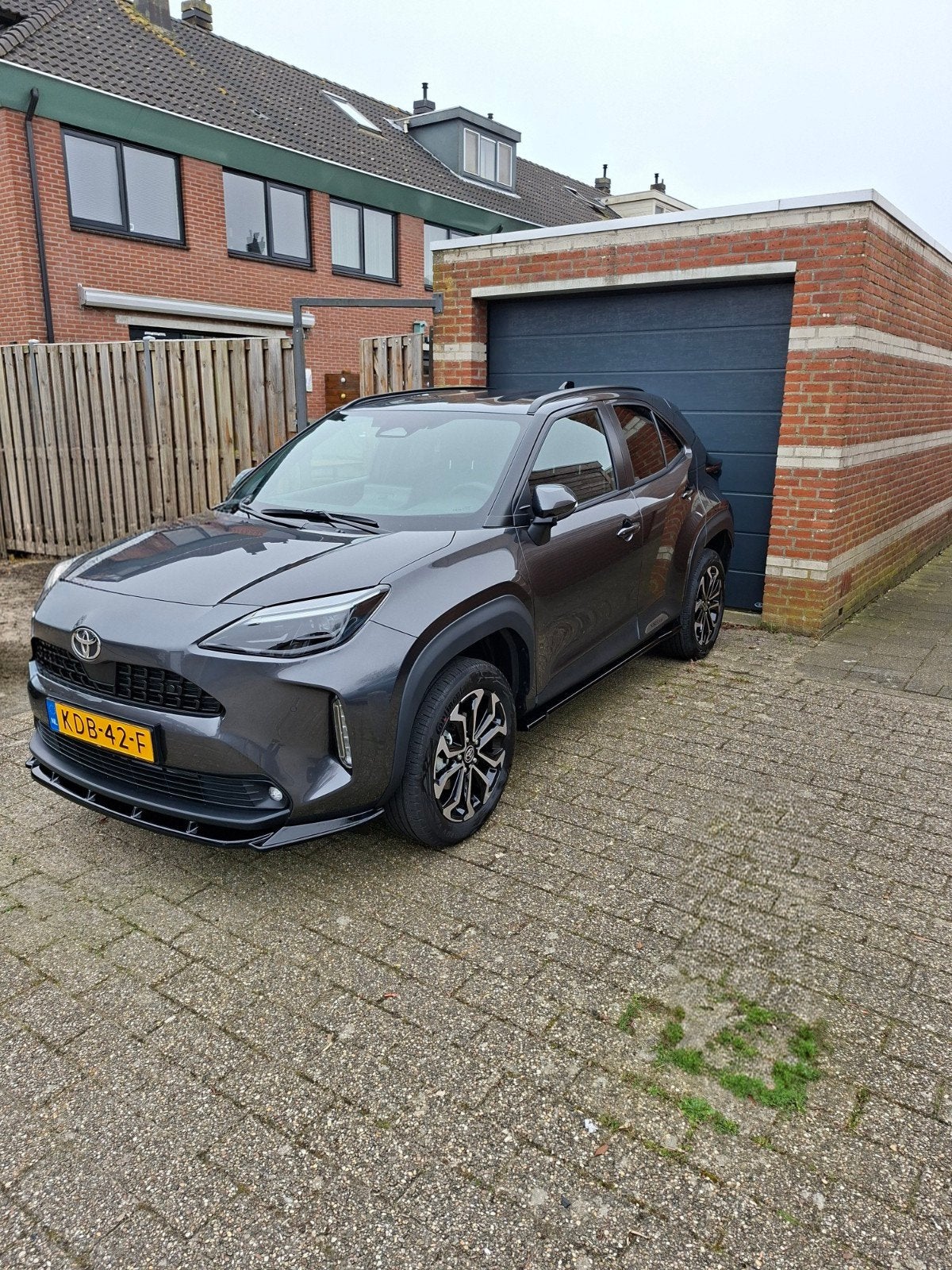 Toyota Yaris Cross 1.5 Hybrid CVT 2026 als nieuw 2328km!!!