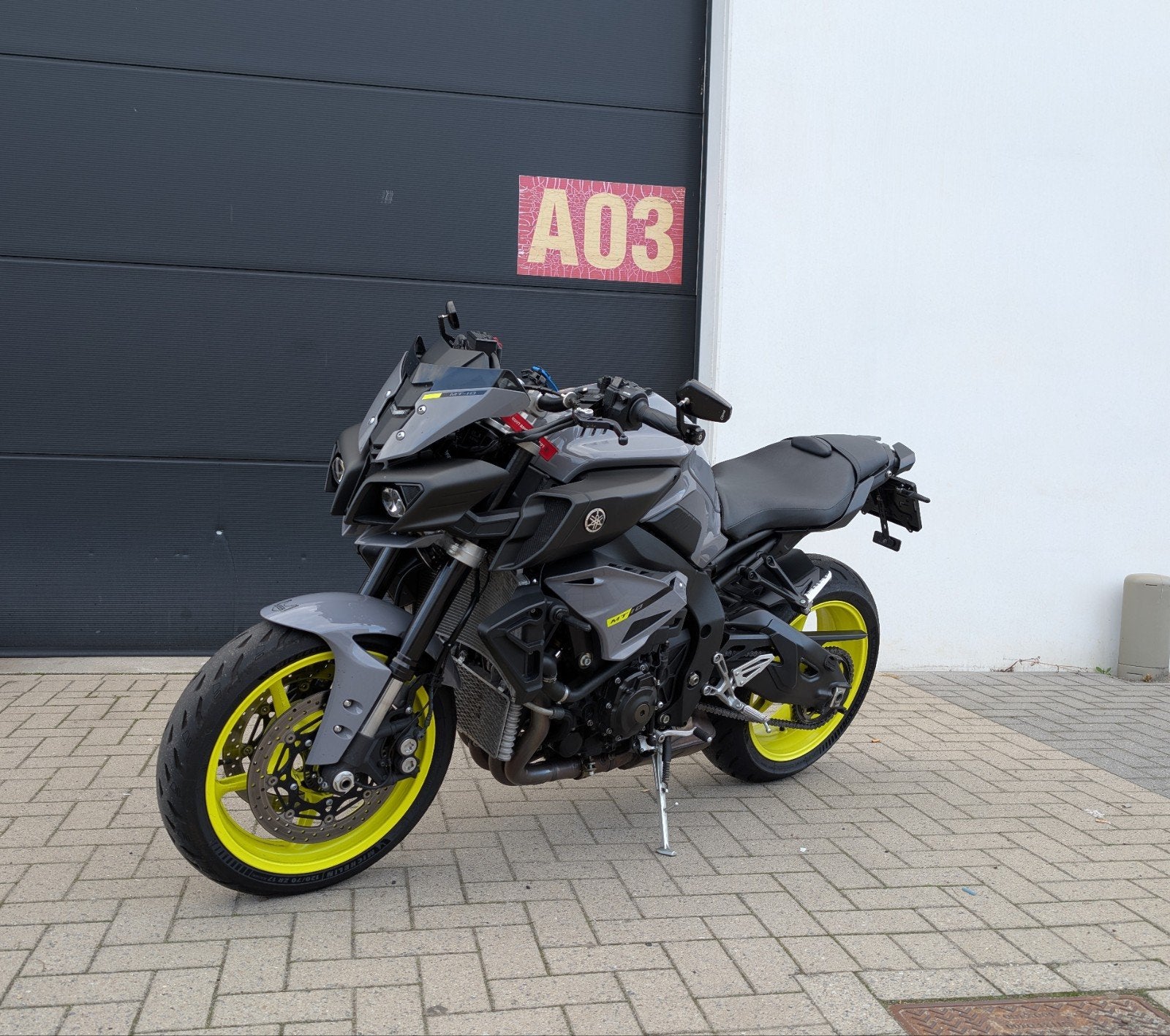 Te Koop: Yamaha MT-10 - 14.600 km, 4 cilinders, Motorrijbewijs A, Particulier, Meer dan 35 kW