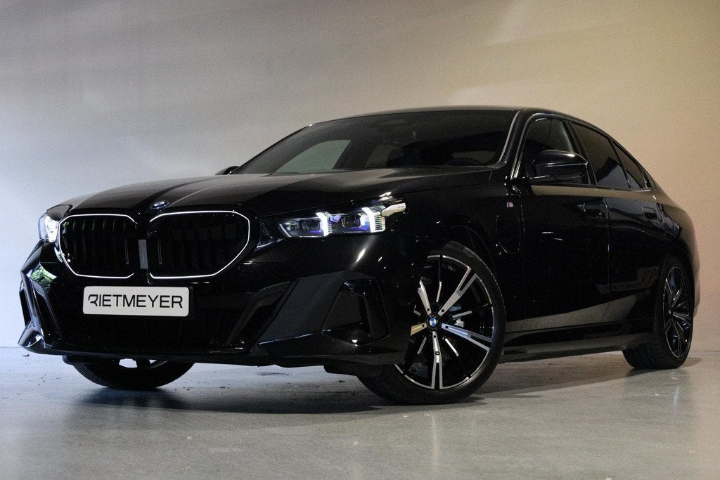 BMW 5-serie 530e M Sport Edition, Auto's, Automaat, Achterwielaandrijving, 4 cilinders, 135 min