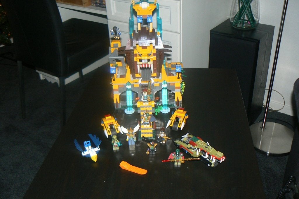 Te koop: Lego Chima De Leeuwen Chi Tempel 70010 met boekjes, Gebruikt, Lego, Compleet, Ophalen of Verzenden