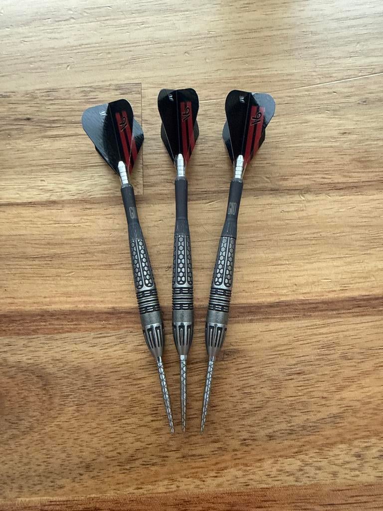 Phil Taylor Gen 10 Dartpijlen - 24 gram, Sport en Fitness, Darts, Ophalen of Verzenden, Zo goed als nieuw, Pijlen