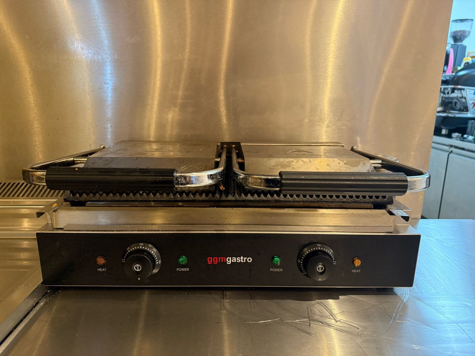 Complete horeca-uitrusting te koop – €1.250 vaste prijs
